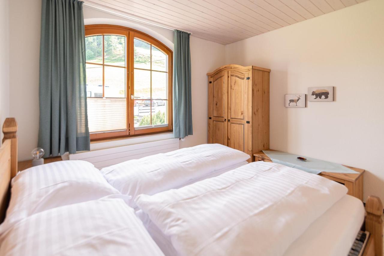 Aparthotel-Almgasthaus Gemsli - A Bisal Oesterreich Ueberm Schweizer Rheintal Sevelen Exterior photo
